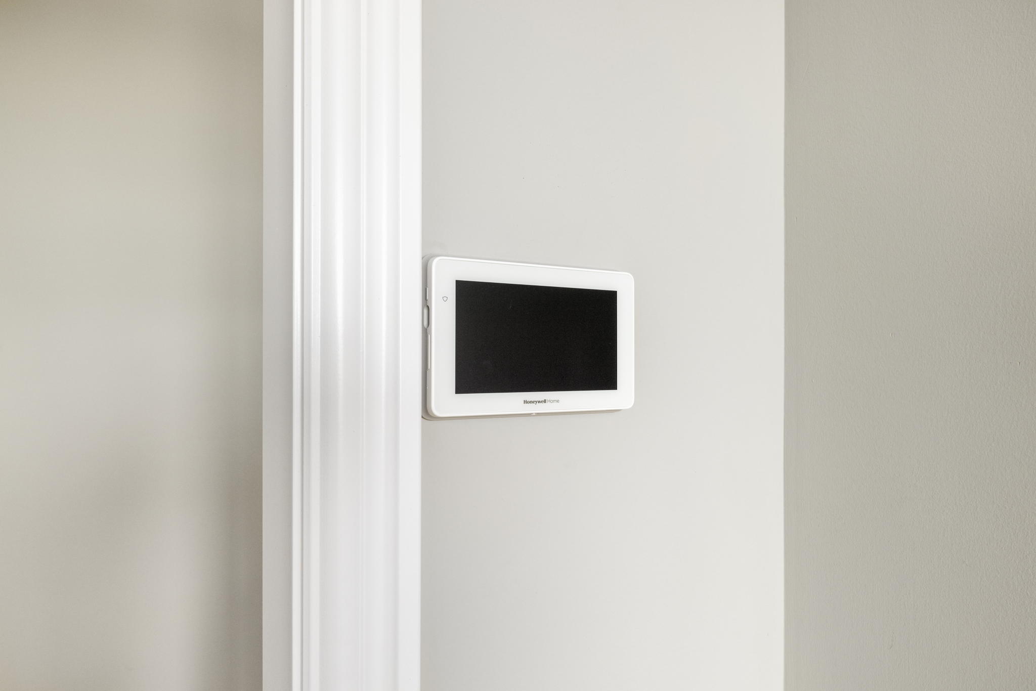 Woodline Building Company Project: Brick Ranch Interior Bedroom Smart Thermostat