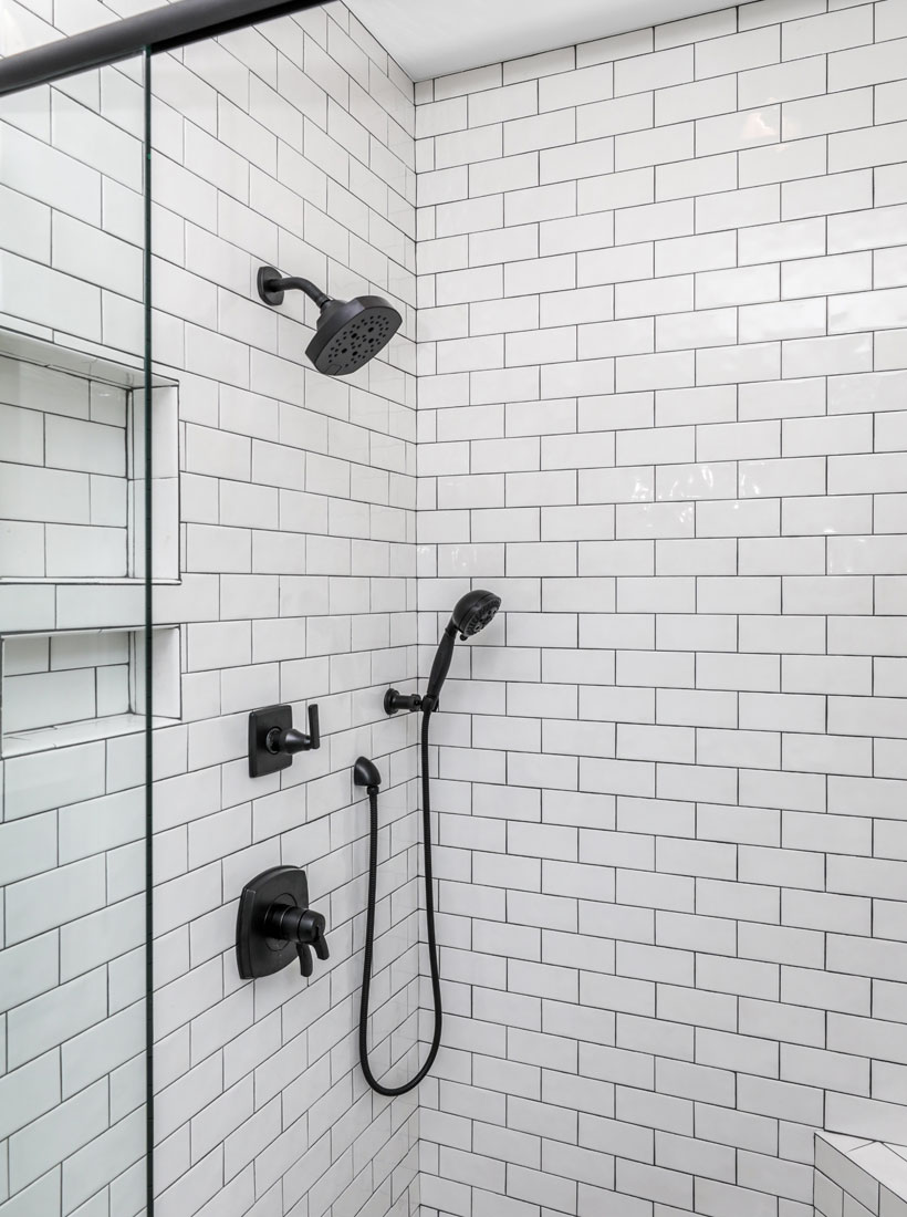 Woodline Building Company Project: Contemporary Farmhouse Interior Master Bath Shower