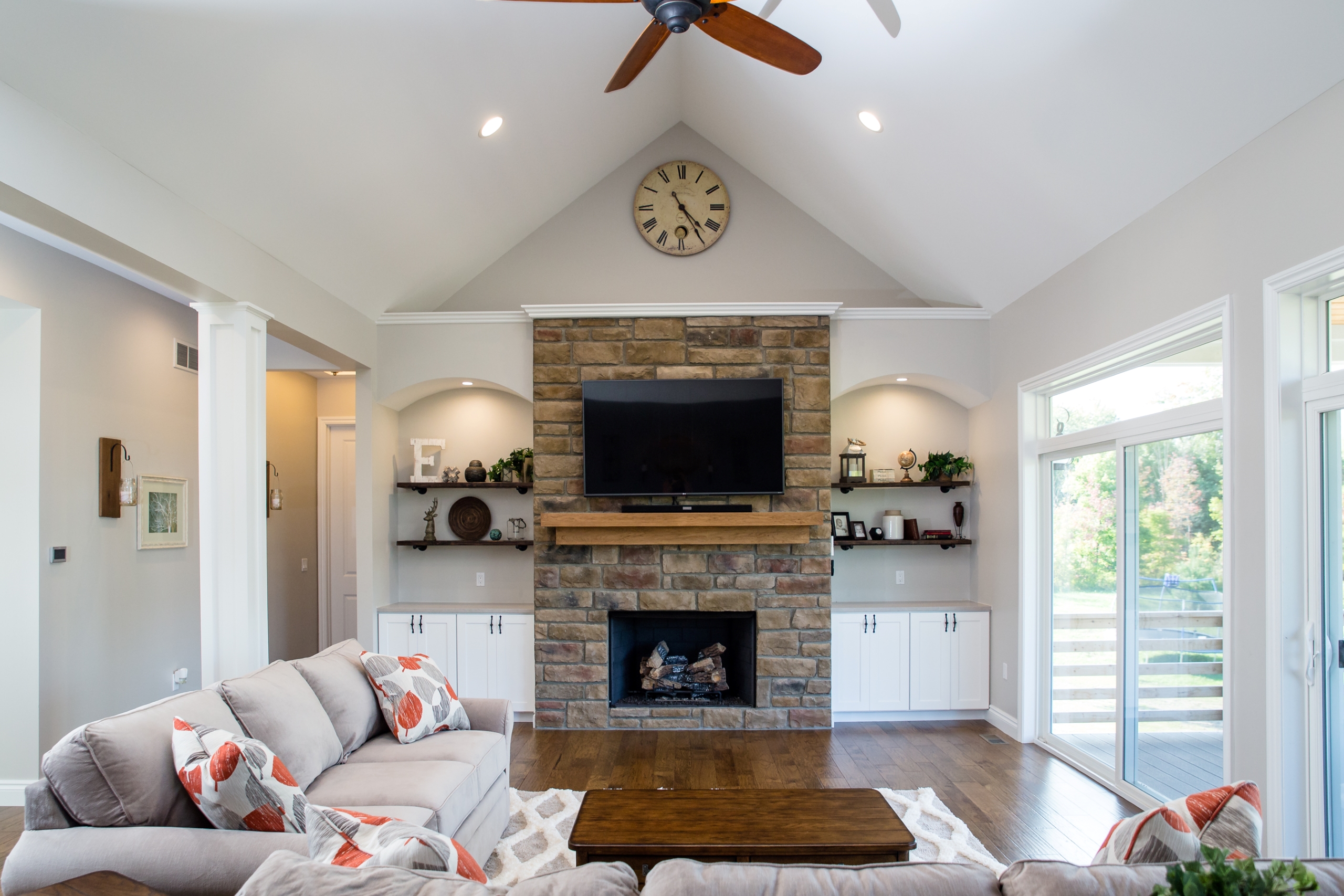 Woodline Building Company Project: Sprawling Ranch Living Room & Stone Fireplace