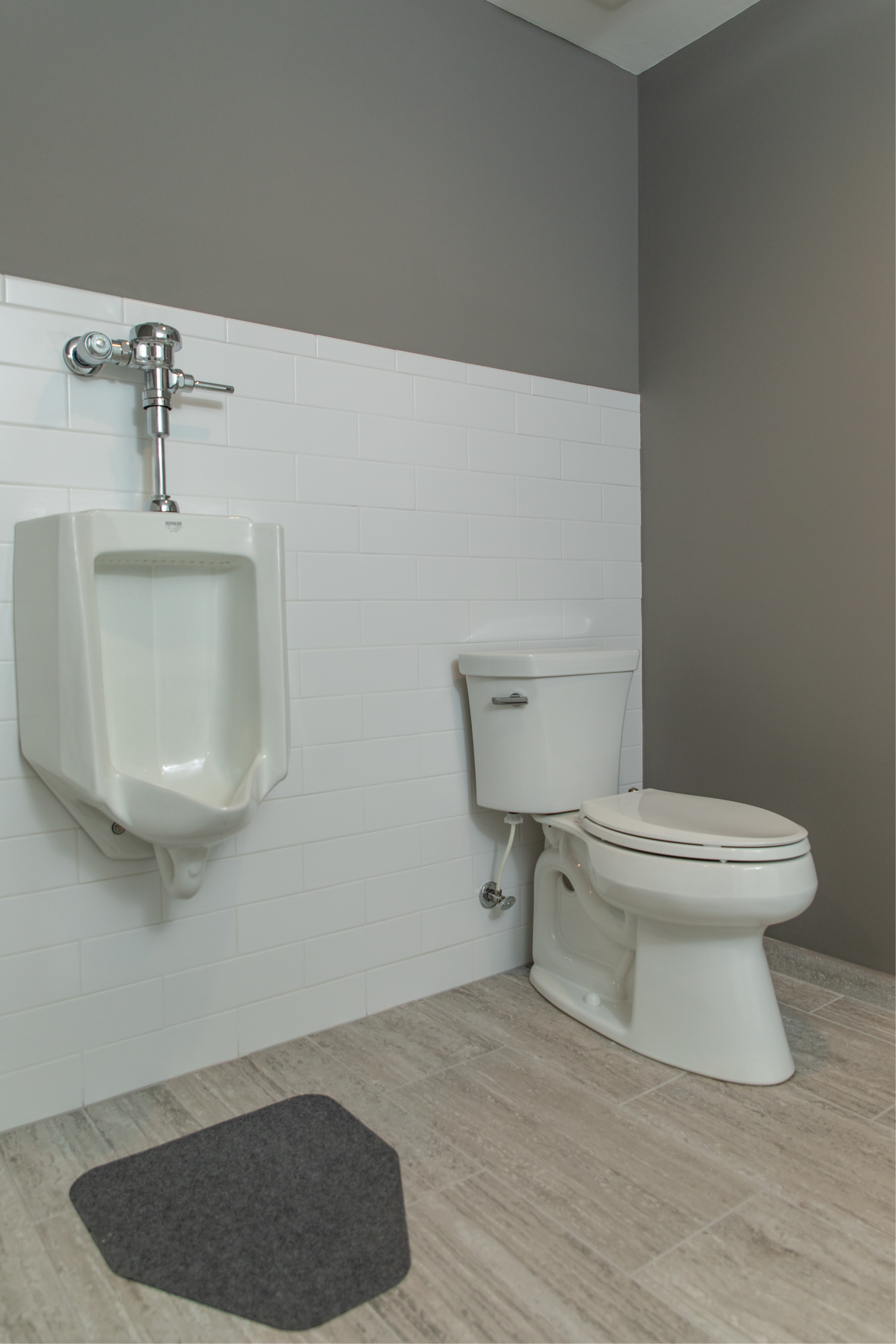 Woodline Building Company Project: Contemporary Basement Bathroom